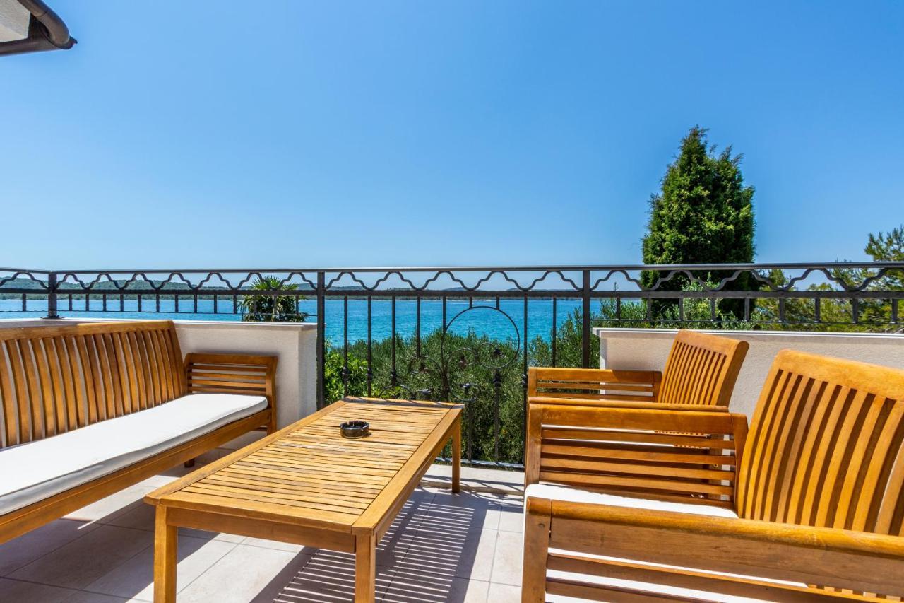 Apartments La Mirage Pirovac Εξωτερικό φωτογραφία