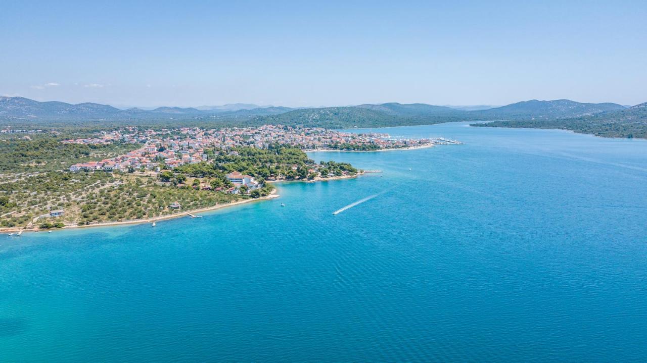 Apartments La Mirage Pirovac Εξωτερικό φωτογραφία