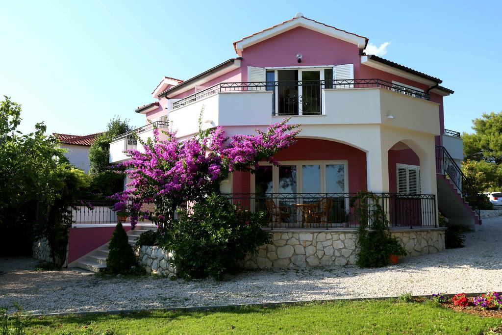 Apartments La Mirage Pirovac Εξωτερικό φωτογραφία