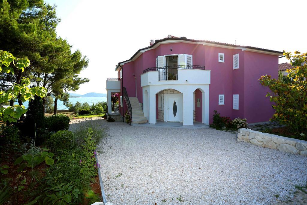 Apartments La Mirage Pirovac Εξωτερικό φωτογραφία