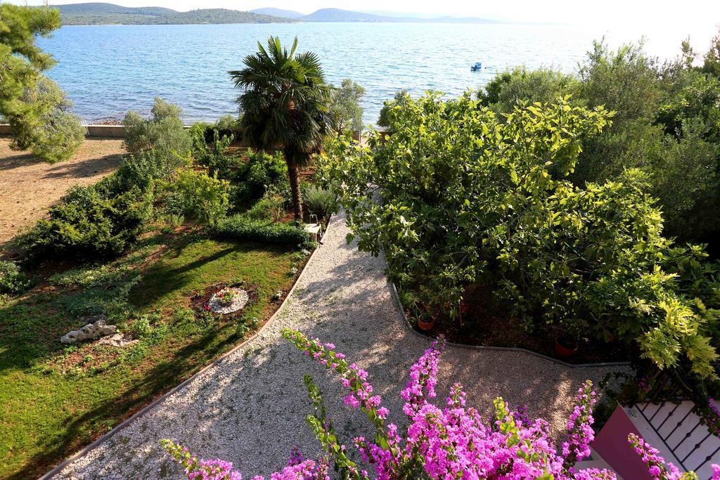 Apartments La Mirage Pirovac Εξωτερικό φωτογραφία